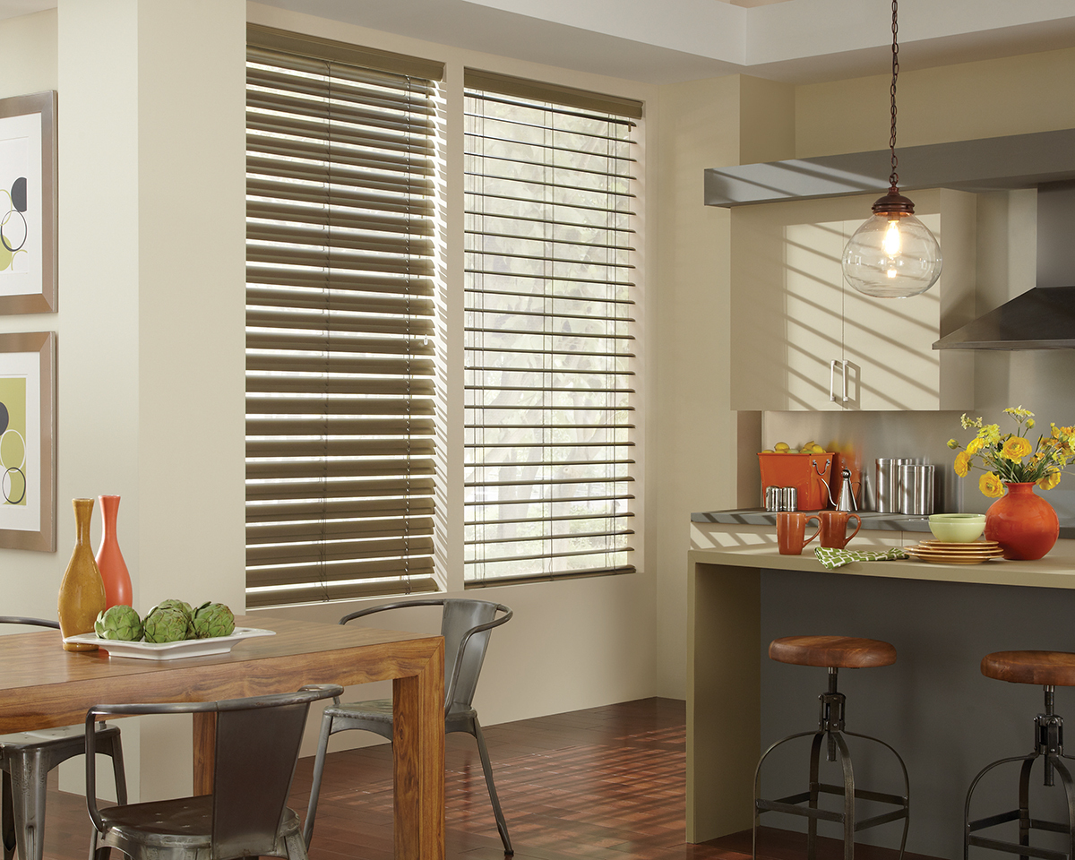 Жалюзи горизонтальные Hunter Douglas